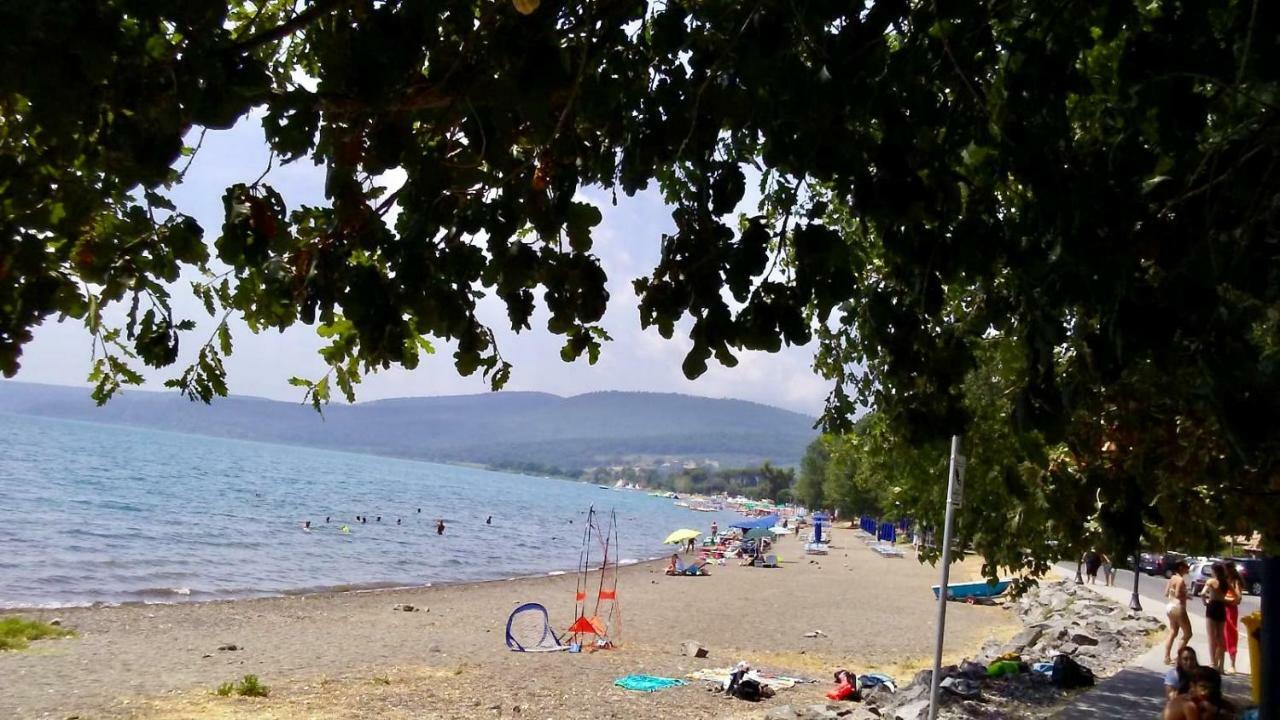 Alloggio Turistico D'Annunzio Bracciano  Exterior photo